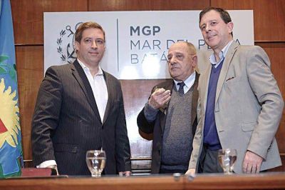 Mourelle elabora el presupuesto y proyecta un aumento de tasas