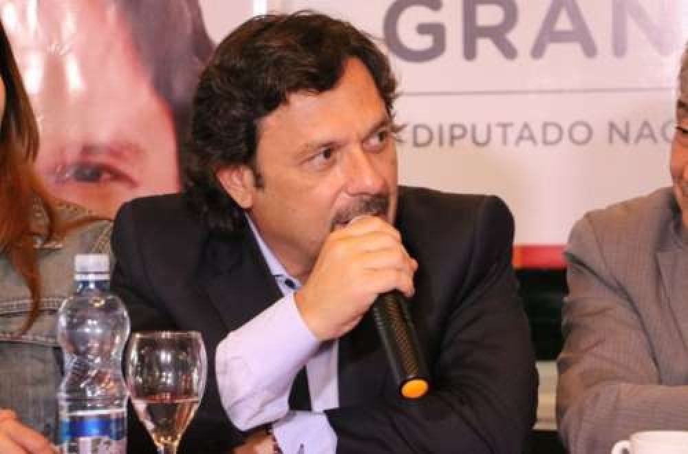 S�enz descart� su vuelta al PJ: 