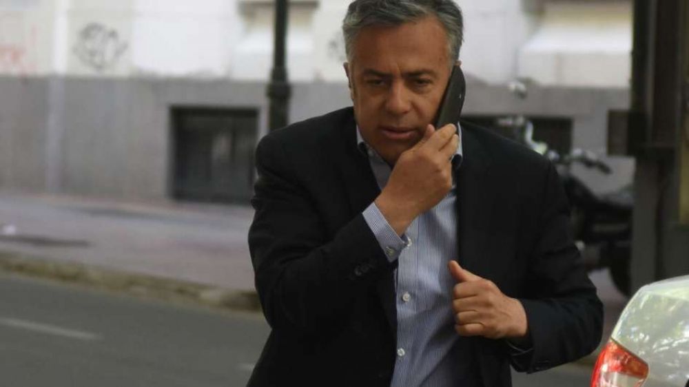�Qu� dijo Cornejo de la fiscal viajera?