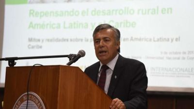 Ya sin reelecci�n para �l, Cornejo buscar� reforma
