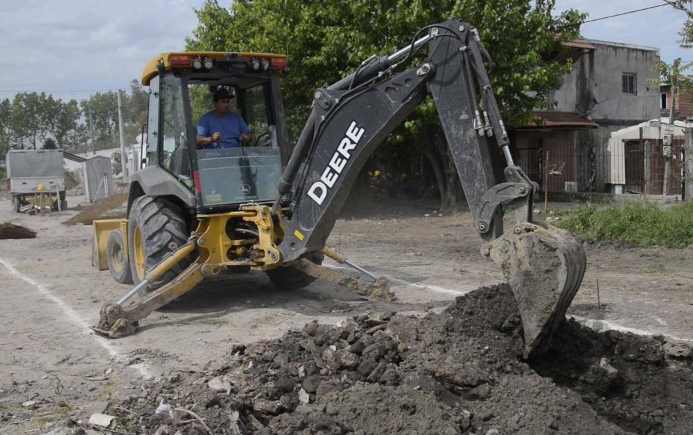 Obra h�drica en 9 de Abril