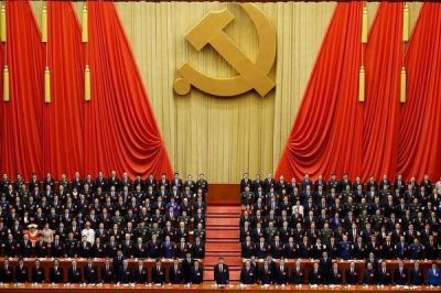 China desbarat� un complot urdido por tres ex altos mandos del Partido Comunista