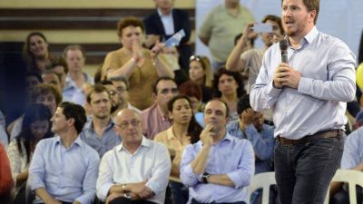 Por la forma, el fondo y el 