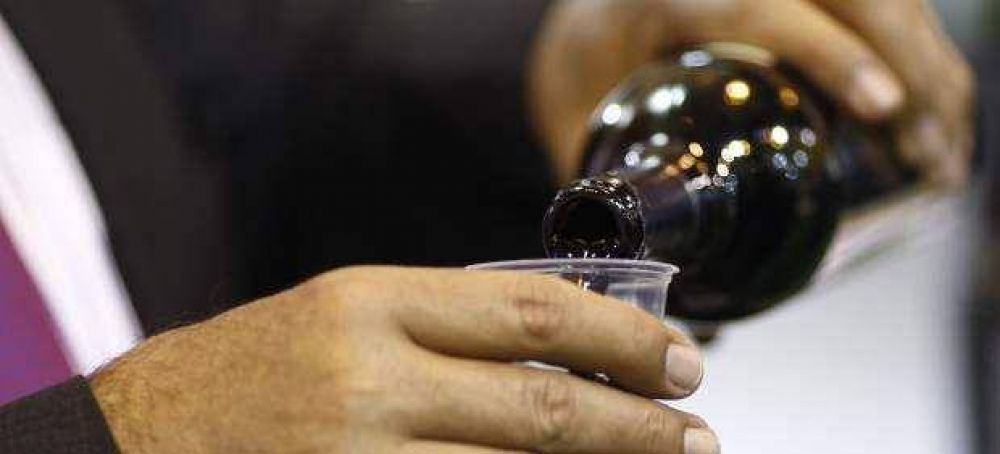 El Gobierno Nacional aumentar� impuestos a gaseosas, cigarrillos y bebidas alcoh�licas