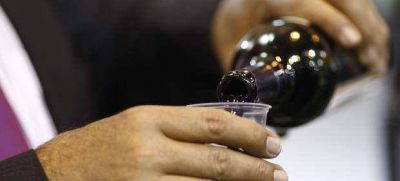 El Gobierno Nacional aumentar� impuestos a gaseosas, cigarrillos y bebidas alcoh�licas