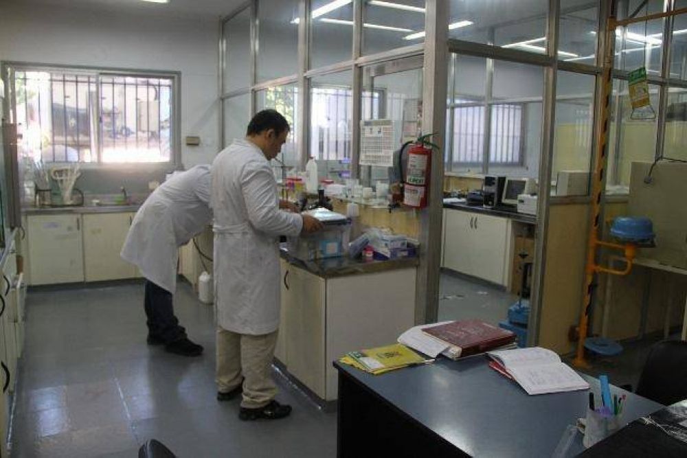 Formosa destina recursos propios a comprar gama de reactivos y medicamentos especiales
