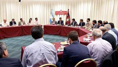 Urtubey enviar� una ley para reducir los ministerios