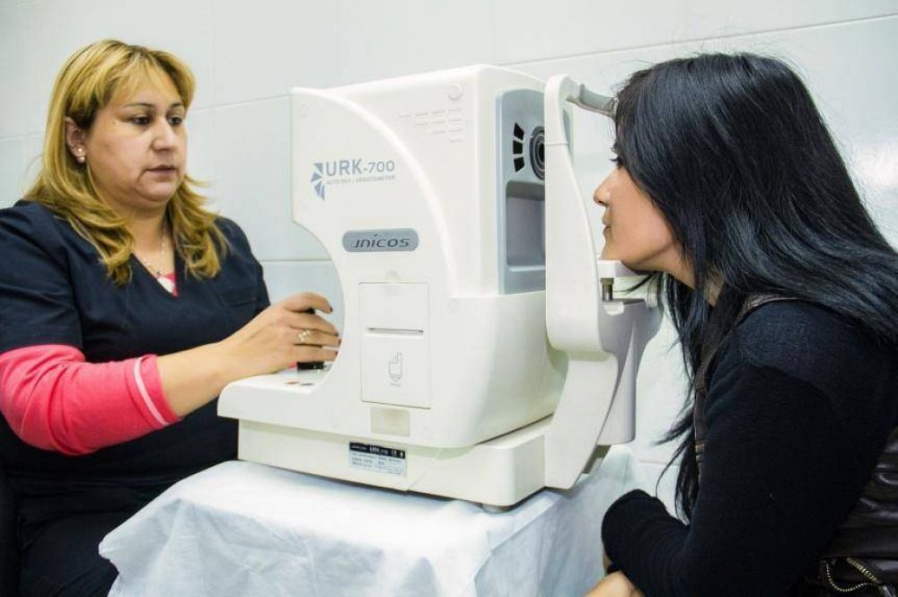 Ms de 2.500 cirugas gratuitas anuales en el centro oftalmolgico municipal de Berazategui