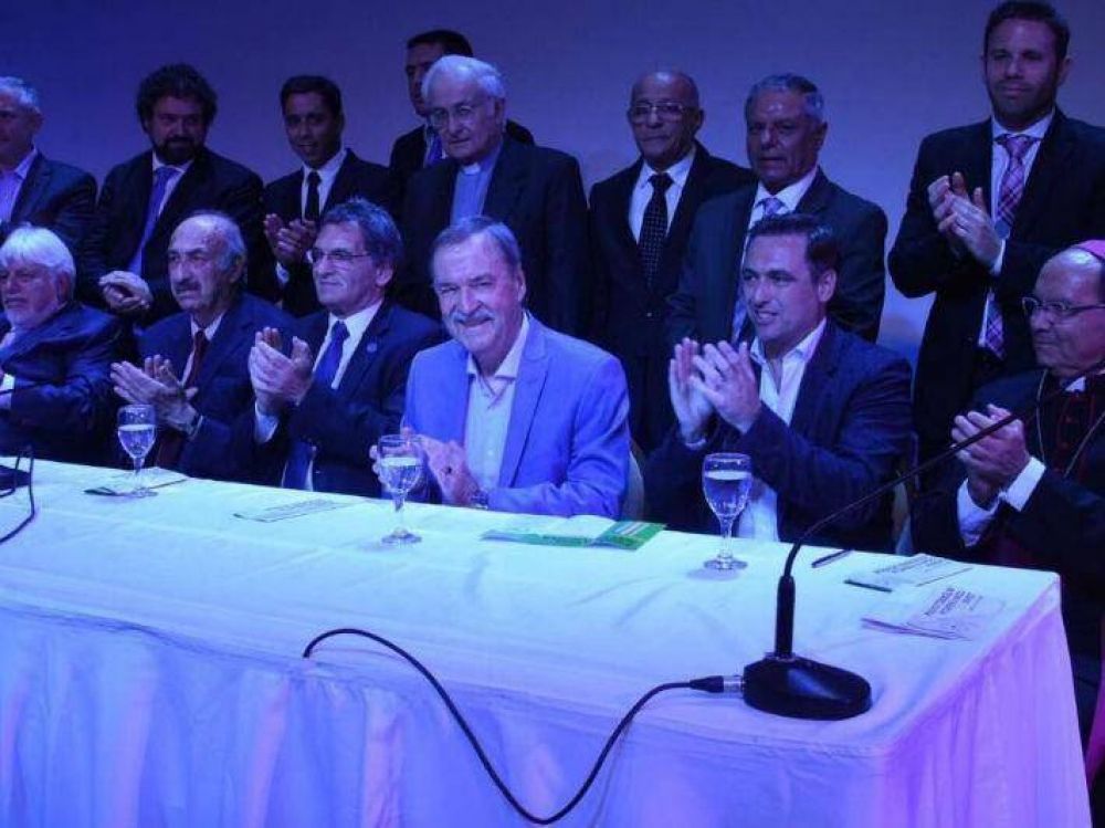 Firmaron un acuerdo para fortalecer la convivencia en Latinoamrica