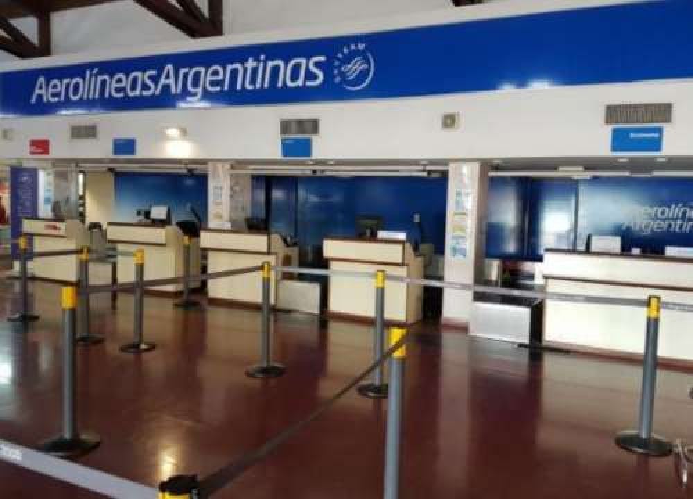  El Aeropuerto de Salta paralizado: 100 por ciento de acatamiento en el paro