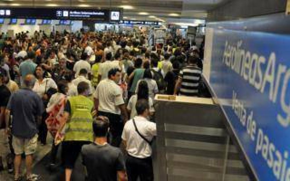 Aerolneas Argentinas cancela este mircoles 33 vuelos