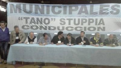 Alberto Gim�nez asisti� a reuni�n de Secretario Generales del FE.SI.MU.BO. en Olavarr�a