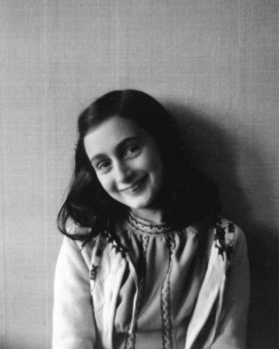 Se reabre la investigaci�n sobre uno de los mayores misterios del Holocausto: �qui�n traicion� a Ana Frank?