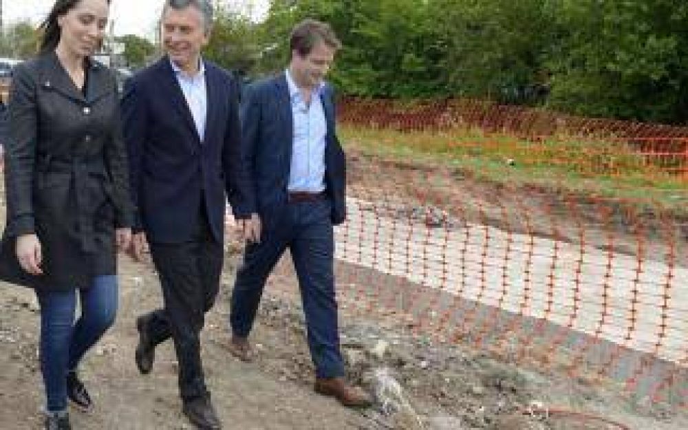 Macri y Vidal recorrieron obras de entubamiento de arroyos en San Fernando