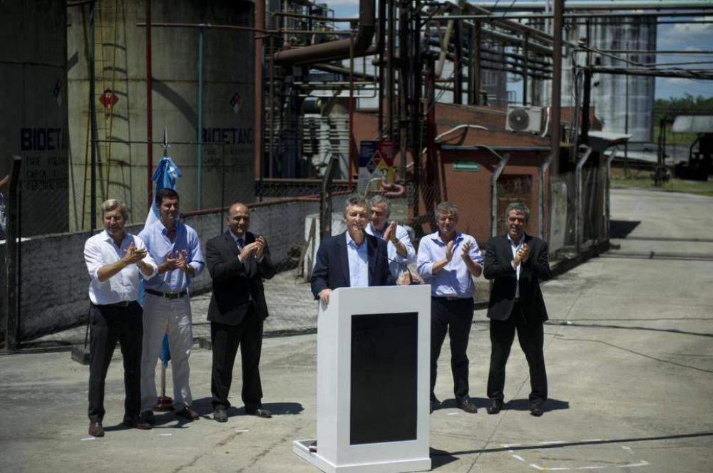 Los azucareros rechazan la baja del precio del bioetanol y fustigan la suba de impuestos internos