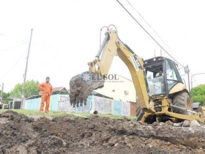 Siguen a buen ritmo los trabajos iniciados en la calle Triunvirato
