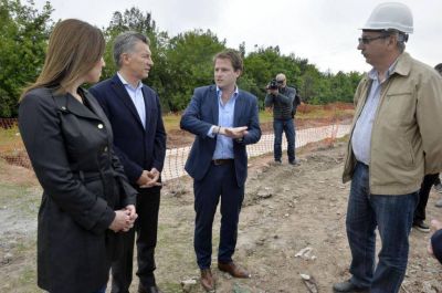 Macri y Vidal supervisaron obras en la cuenca del R�o Reconquista