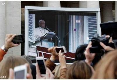 Oremos por las v�ctimas del terrorismo, de las guerras y de toda violencia, pidi� el Papa