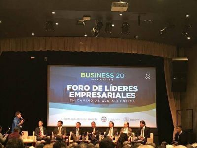 El Grupo de los Seis respald� con reservas la reforma laboral y tributaria de Mauricio Macri
