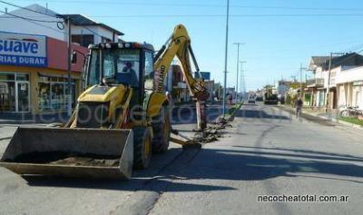 Licitan recapado en avenida 75