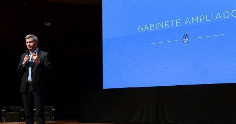 Marcos Pe�a fue el primer funcionario en defender la reforma laboral y reflot� la idea de �campa�a del miedo�
