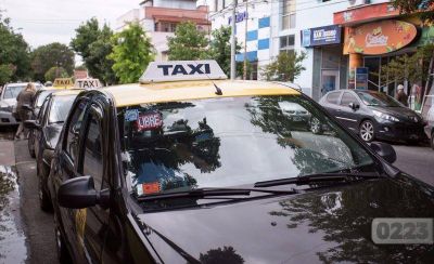 Taxistas rechazan que en Mar del Plata haya bajado la criminalidad: �Sufrimos 5 robos por d�a�