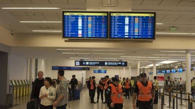 Por el conflicto gremial, Aerolíneas cancela siete vuelos internacionales