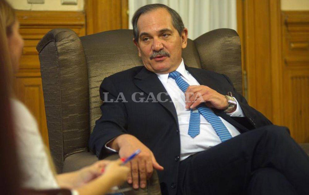 Alperovich fue el gobernador de Tucum�n con m�s beneficios en relaci�n a presupuesto y coparticipaci�n