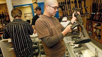El negocio de las armas, la legislaci�n y el lobby pol�tico en Estados Unidos