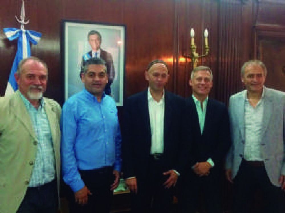 Aviles recibir� al ministro Bergman para entregar un terreno a Parques Nacionales