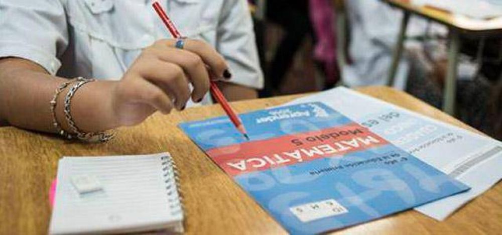 En pie de guerra contra el Aprender: Alumnos tomaron el ENAM