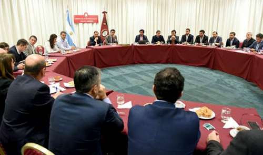 Urtubey propone que las secretar�as no sean m�s de 44: c�mo ser� la depuraci�n
