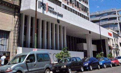 Allanamientos y detenidos por una causa que investiga millonaria estafa al IPS
