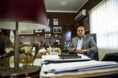 Cortalezzi: �El gobernador me pidi� que vuelva al Concejo�