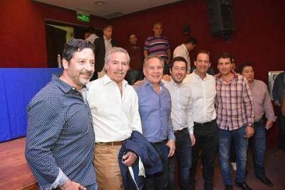 Junto a Sol�, intendentes peronistas de la Primera mantuvieron un encuentro con dirigentes de la secci�n