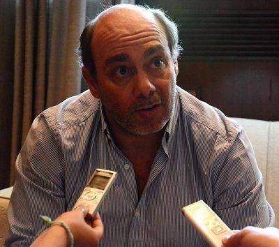 Vicente sobre paro de municipales: �Contin�a el hostigamiento al intendente�