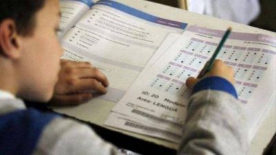Agmer se manifiesta contra del �Operativo Aprender�