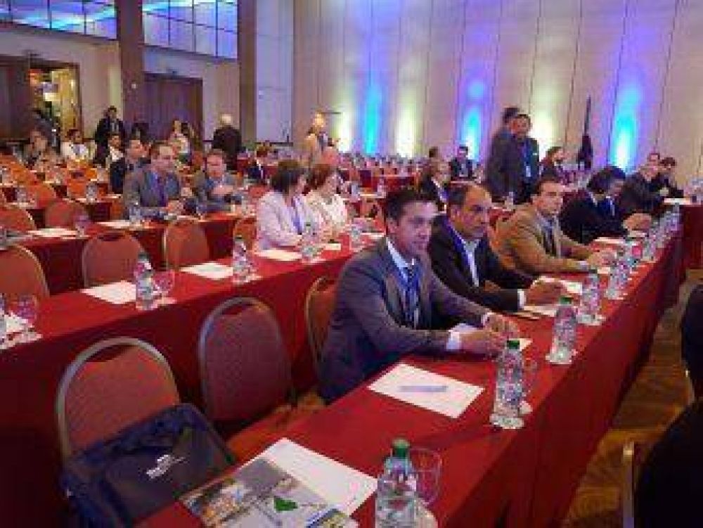 Rojas: �los puertos debemos asegurar mejores servicios, menores costos y sustentabilidad�