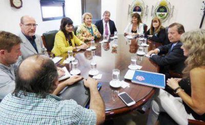 Por salarios el STJ pide urgente reuni�n con Peppo