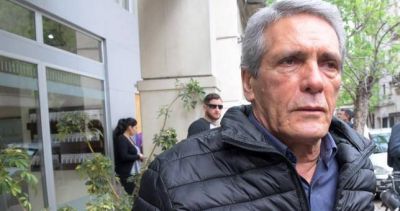 Acu�a gan� una pulseada interna y avanza sobre los afiliados de Pignanelli
