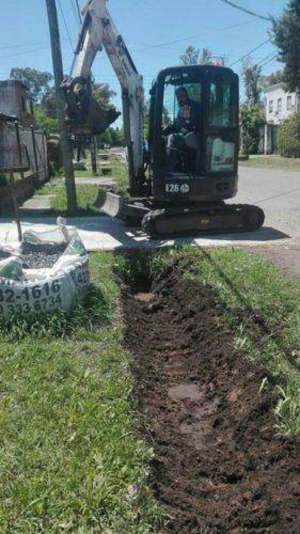 Limpian arroyos y sumideros para prevenir inundaciones