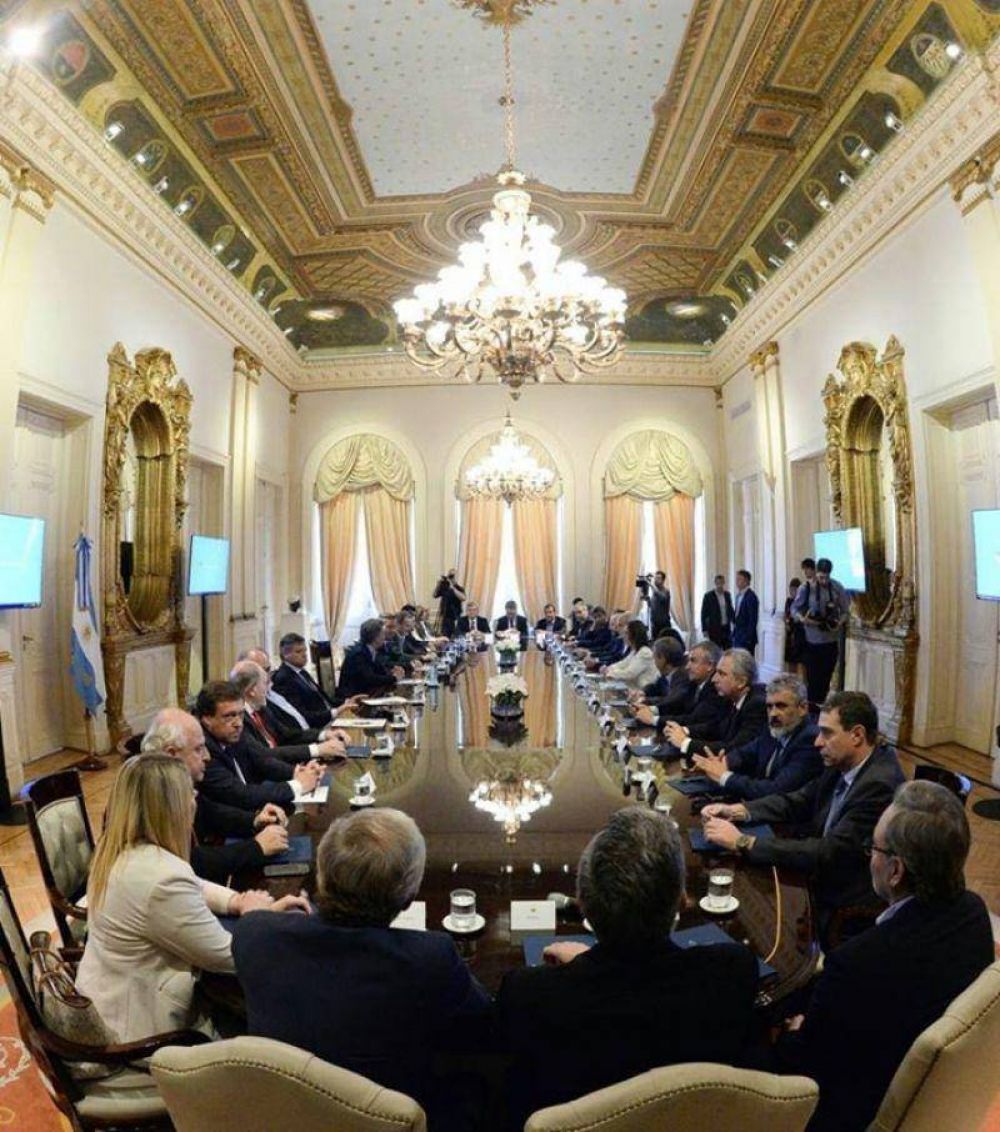 TRAS REUNIRSE CON MACRI, PASSALACQUA EXPRES� QUE EL ENCUENTRO CON LOS GOBERNADORES �FUE INFORMATIVO�