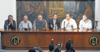 La CGT rechaz� la reforma laboral, pero evit� patear el tablero