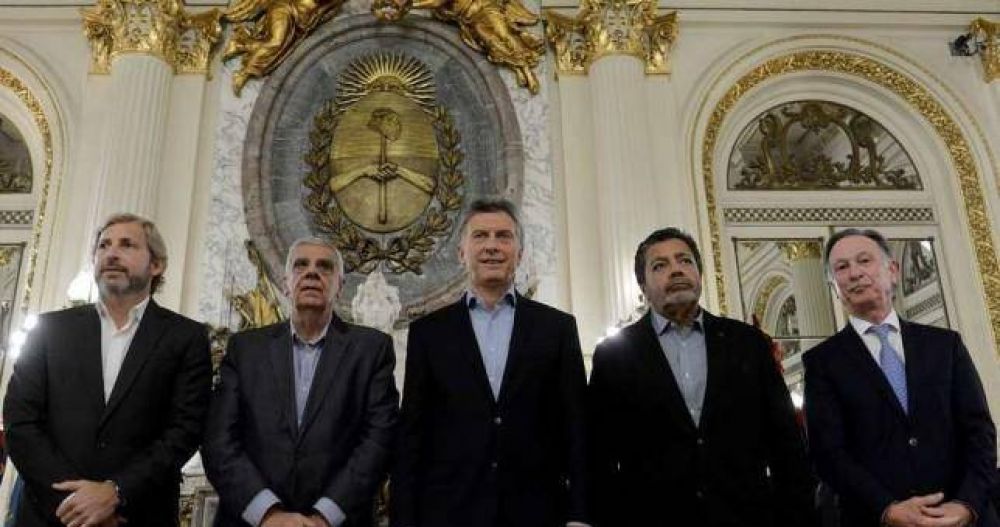 Macri le dijo a la prensa internacional que tiene cerrada ms del 90% de la reforma con la CGT