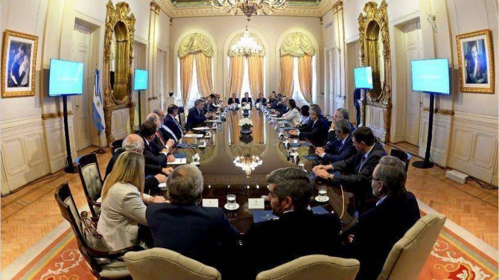 Macri pidi� a los gobernadores honestidad para tratar las reformas