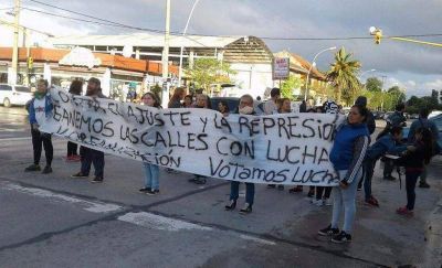 Organizan un festival art�stico en repudio al brutal desalojo de Infanter�a en Desarrollo Social