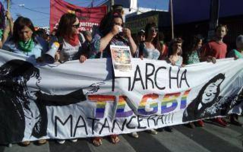 Se realiz� la primera Marcha del Orgullo TLGBI en La Matanza