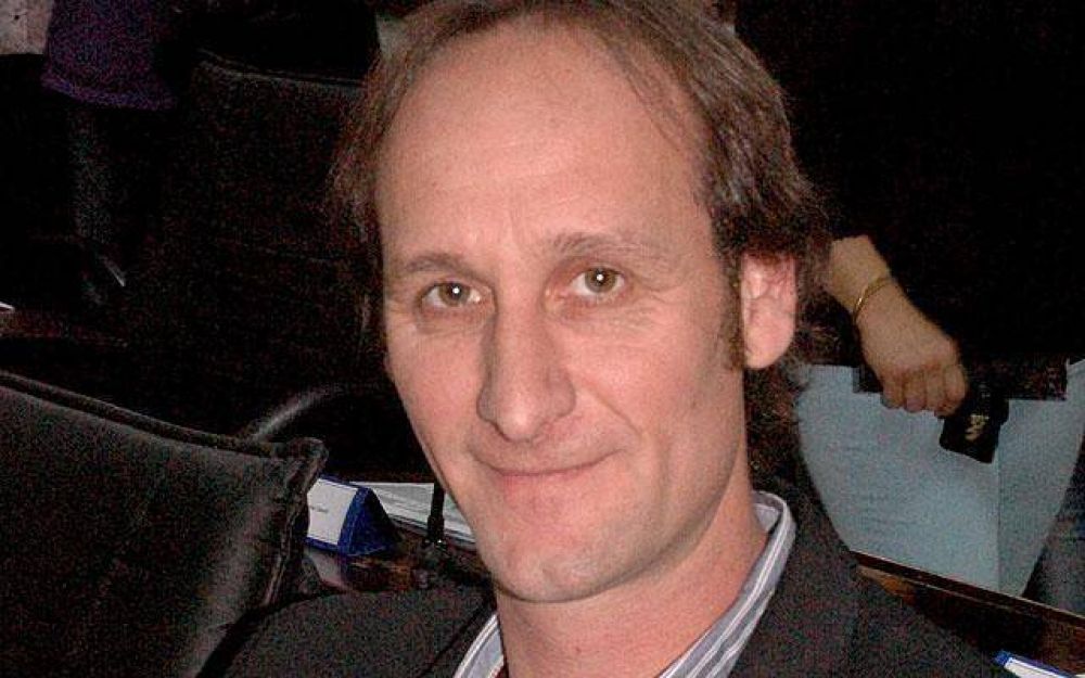 Beroldo apunt� a �la reestructuraci�n del peronismo� en Lan�s