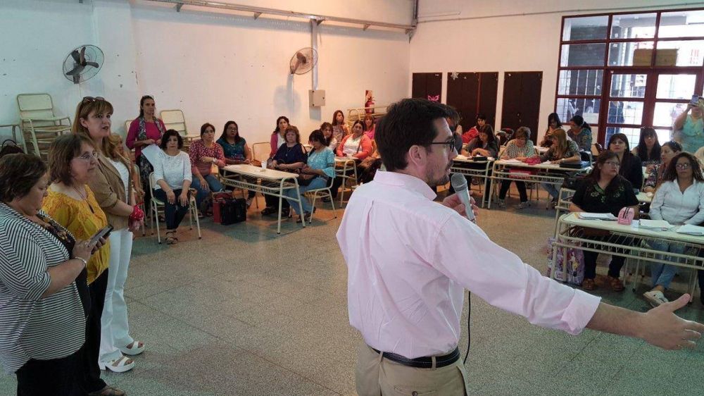 Juan Luna Corzo adelant que en el 2018 se reforzar el proceso de capacitacin docente