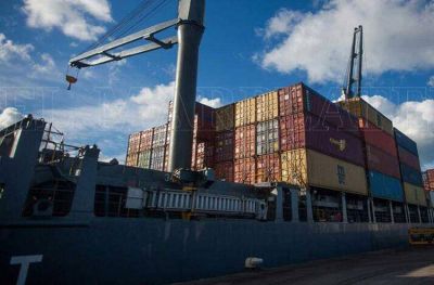 Conf�an en superar el �r�cord� de exportaciones por el Puerto en 2018